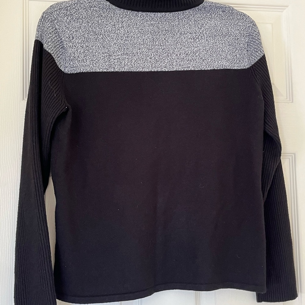Norton mcnaughton  turtleneck